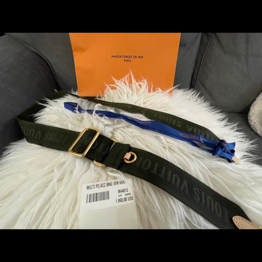 Louis Vuitton Multi Pochette Strap